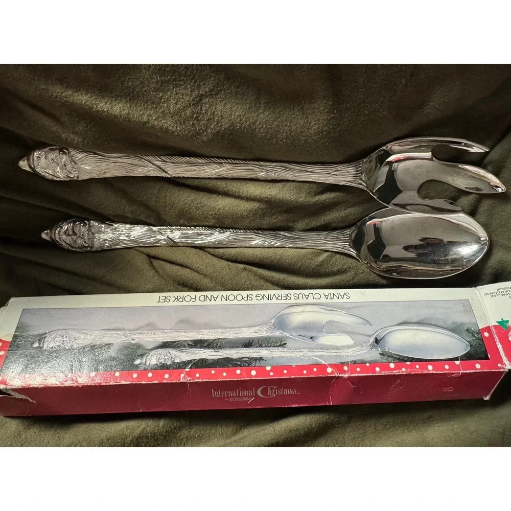 Vintage 1995 International Silver Co. Silverplated Santa Claus Spoon & Fork Set